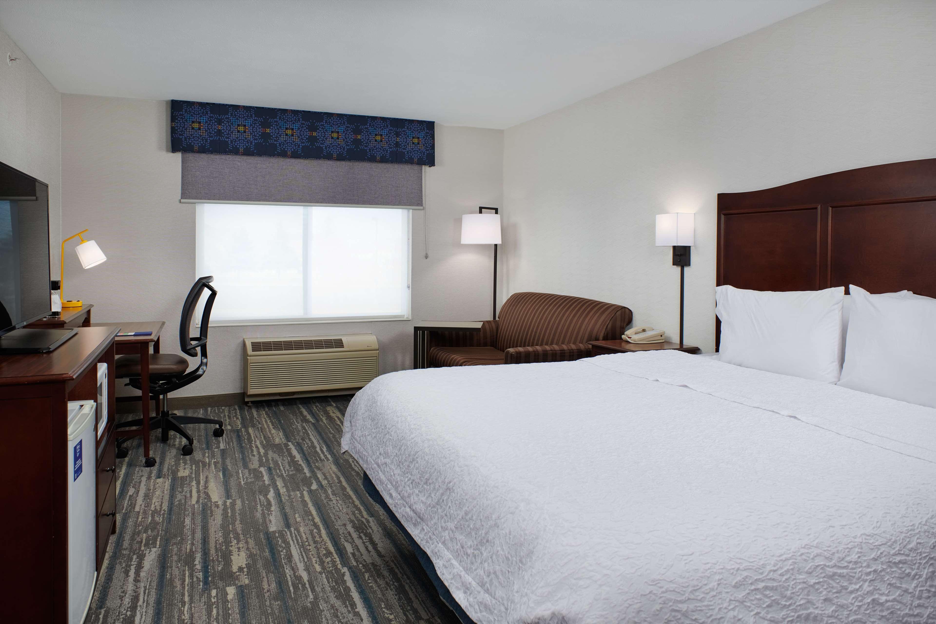 Hampton Inn Έλενα Εξωτερικό φωτογραφία