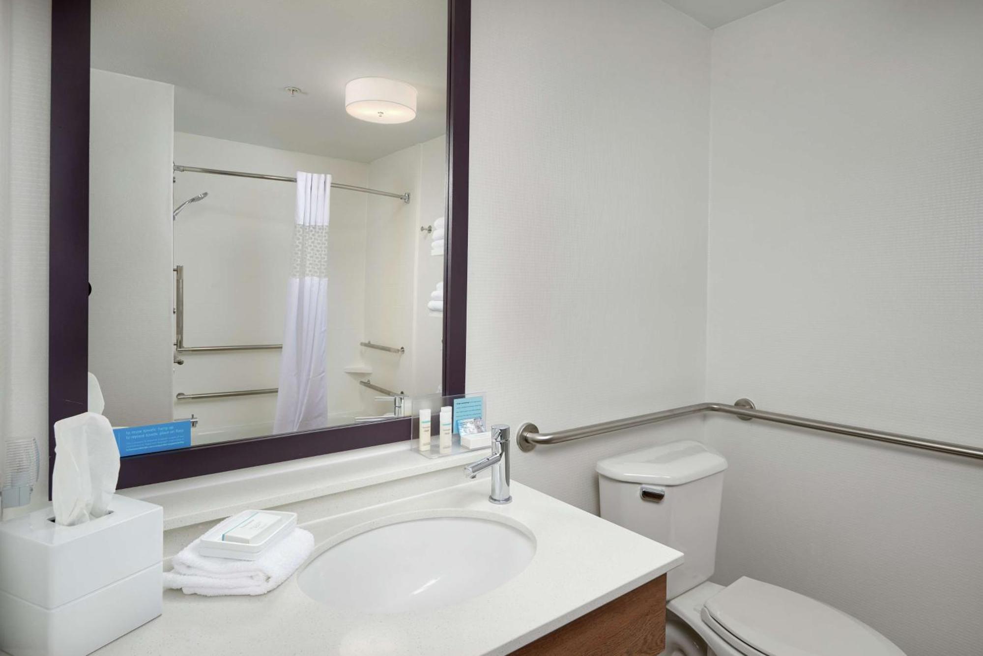 Hampton Inn Έλενα Εξωτερικό φωτογραφία
