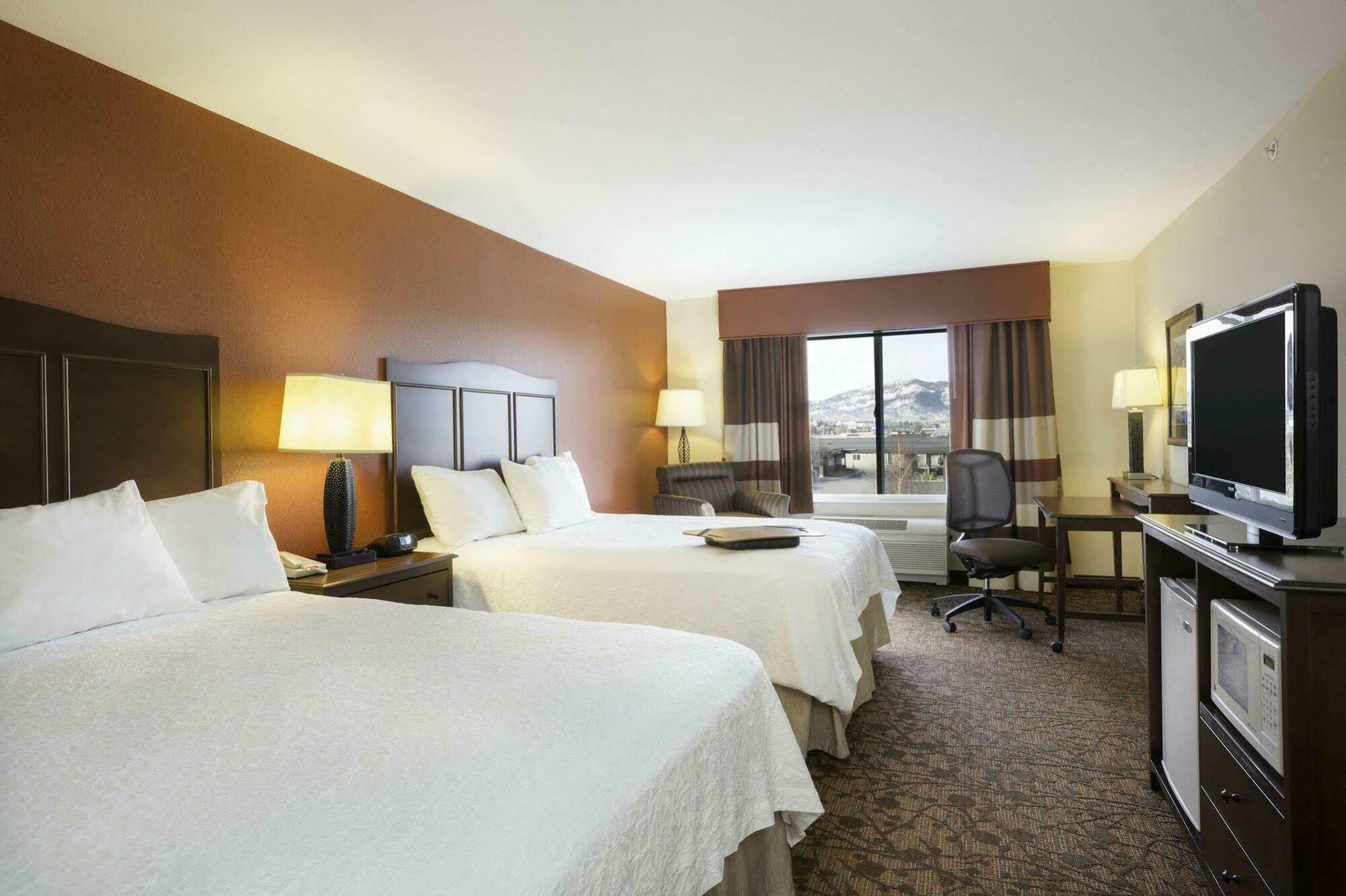 Hampton Inn Έλενα Εξωτερικό φωτογραφία